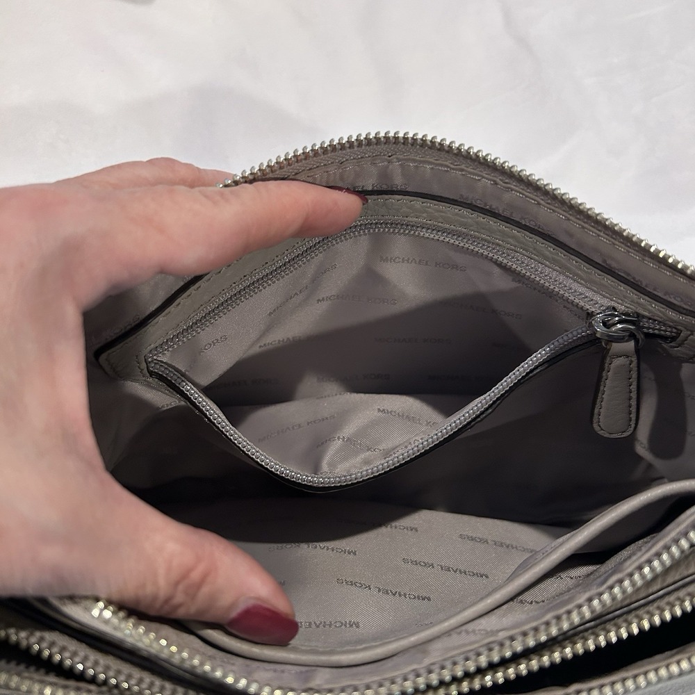 Michael Kors Shoulder Cross Bag Gray‎  Pebble Leather 32S7SAFC3L Tag Double Zip - Picture 5 of 14